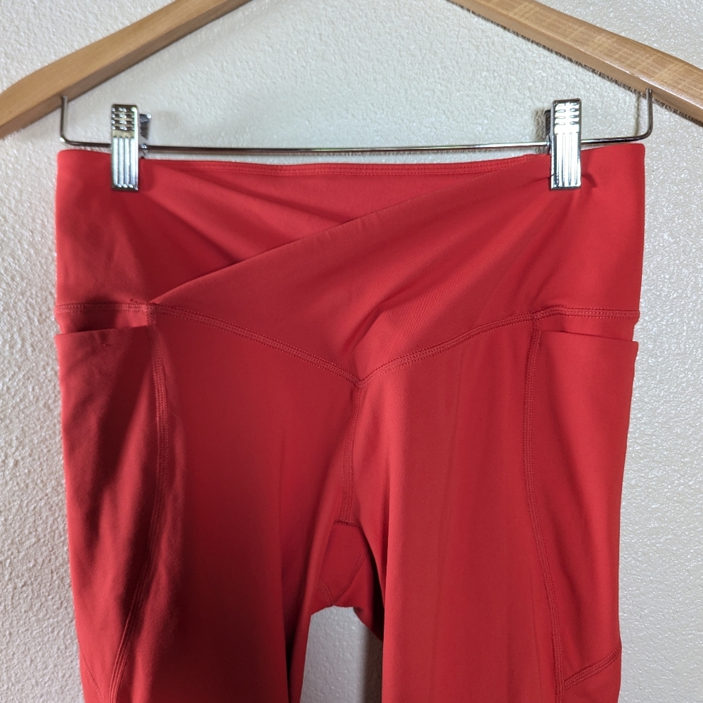 Fabletics Oasis Rib Crossover PureLuxe Leggings - Picture 8 of 11